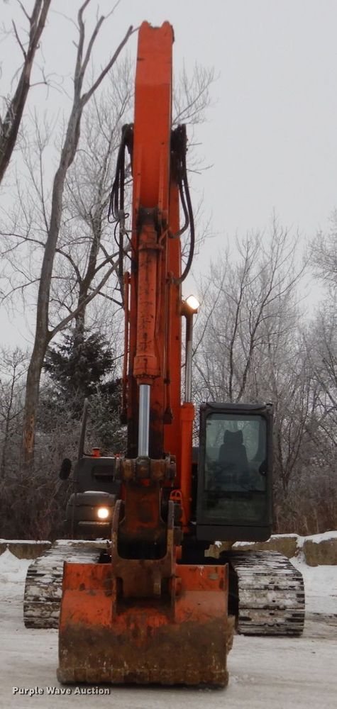 image for item HU9997 2006 Hitachi ZX240LC-3  excavator