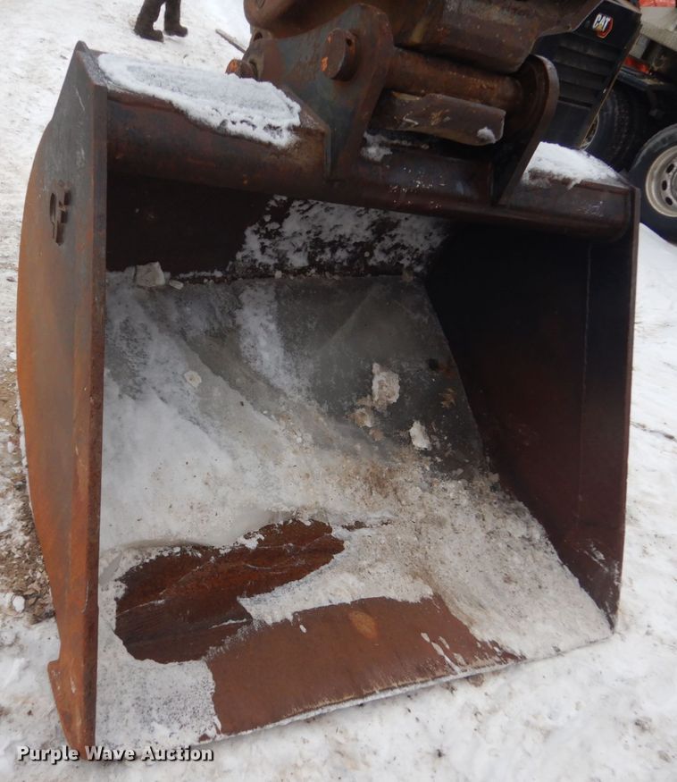 image for item HU9997 2006 Hitachi ZX240LC-3  excavator