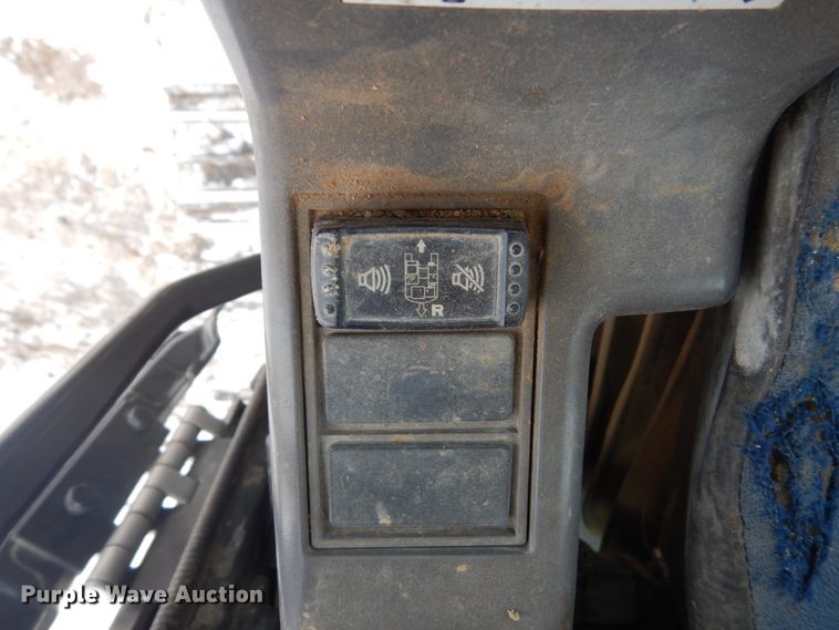 image for item HU9997 2006 Hitachi ZX240LC-3  excavator