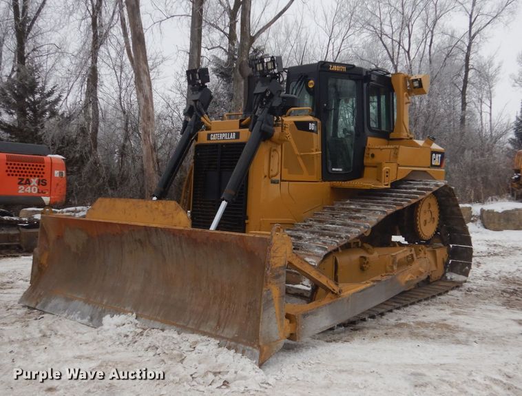 image for item HU9998 2014 Caterpillar D6T LGP  dozer