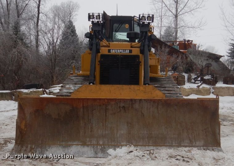 image for item HU9998 2014 Caterpillar D6T LGP  dozer