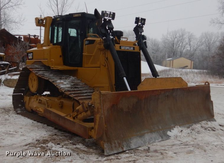 image for item HU9998 2014 Caterpillar D6T LGP  dozer