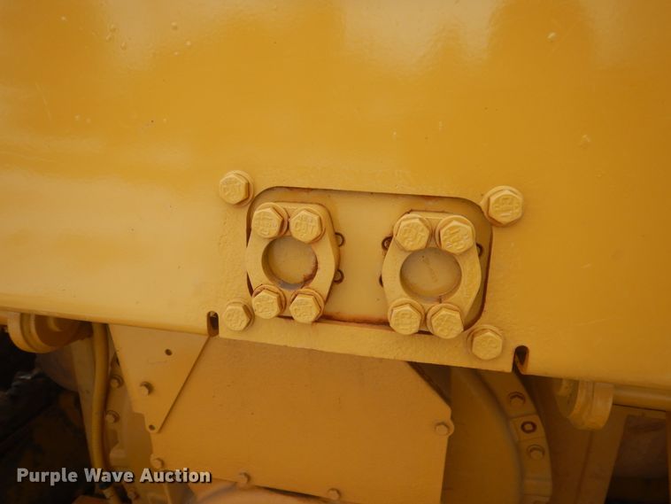 image for item HU9998 2014 Caterpillar D6T LGP  dozer