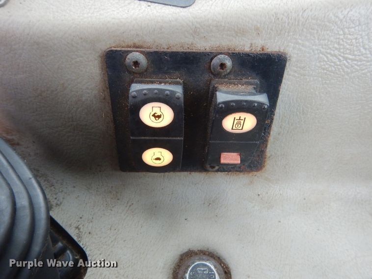 image for item HU9998 2014 Caterpillar D6T LGP  dozer