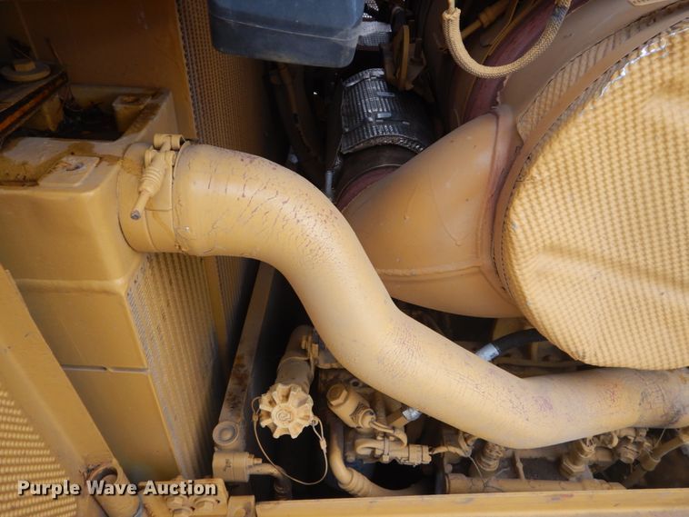 image for item HU9998 2014 Caterpillar D6T LGP  dozer