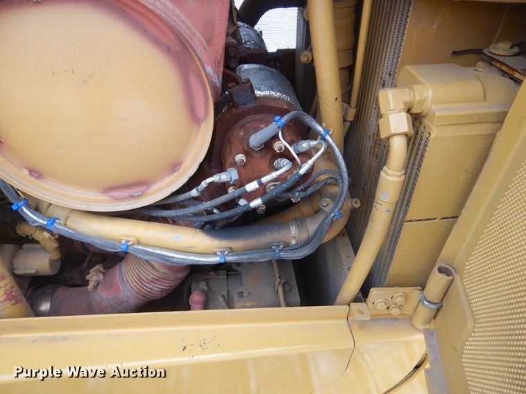 image for item HU9998 2014 Caterpillar D6T LGP  dozer