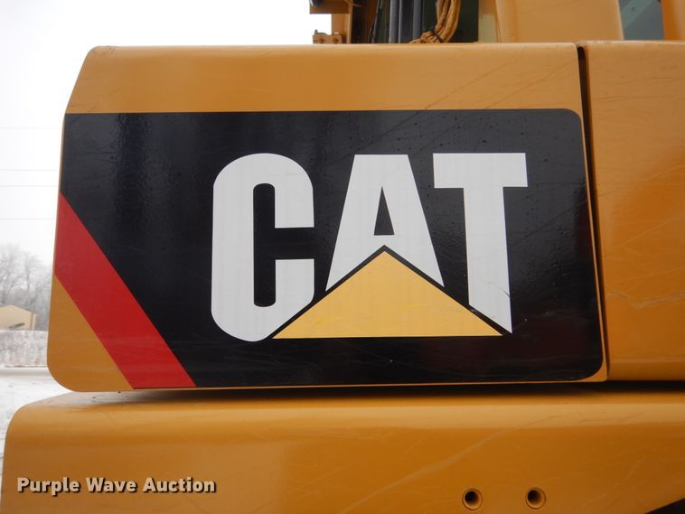 image for item HU9998 2014 Caterpillar D6T LGP  dozer