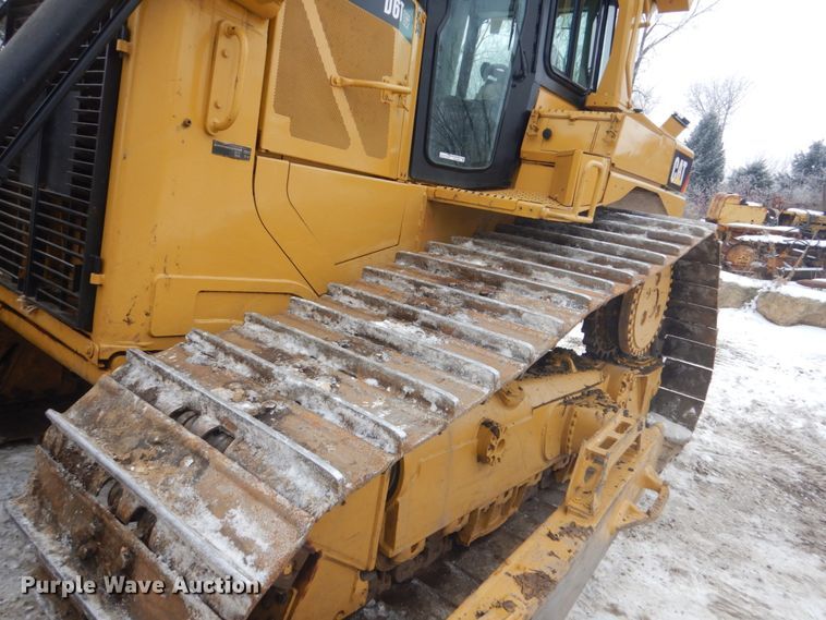 image for item HU9998 2014 Caterpillar D6T LGP  dozer