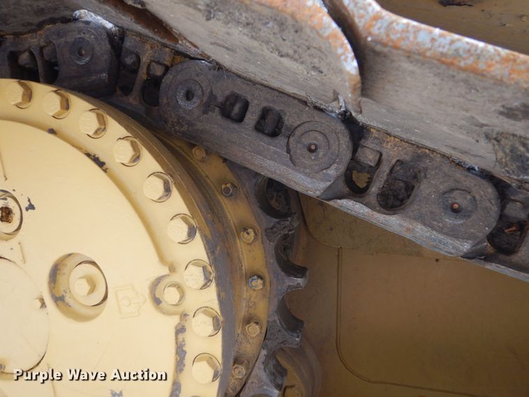 image for item HU9998 2014 Caterpillar D6T LGP  dozer