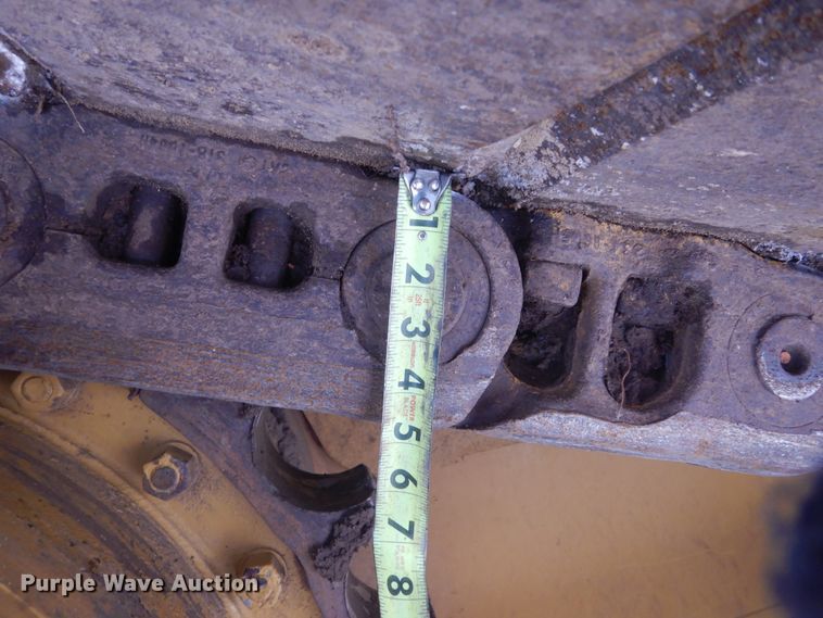 image for item HU9998 2014 Caterpillar D6T LGP  dozer