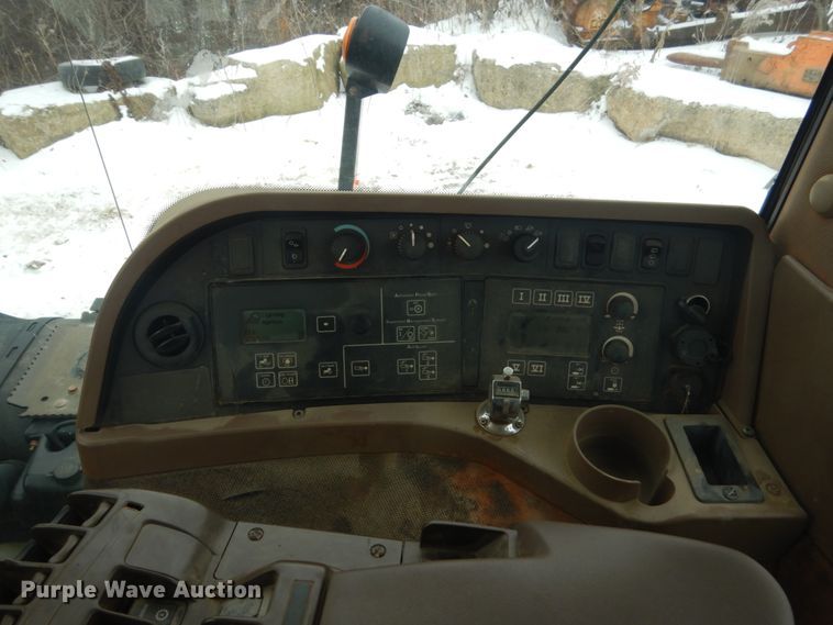 image for item HU9999 2009 John Deere 9630  Scraper Special 4WD tractor