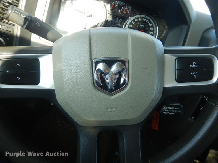 image for item HV9580 2011 Dodge Ram 5500  bucket truck