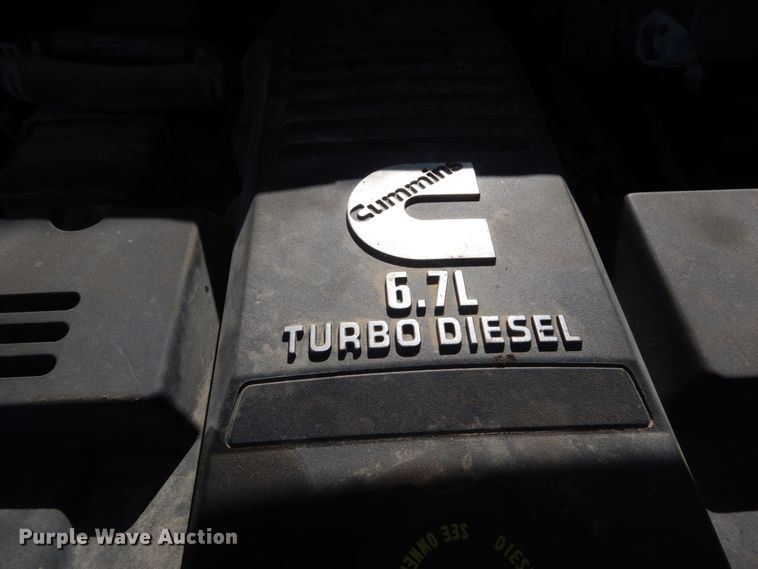 image for item HV9580 2011 Dodge Ram 5500  bucket truck