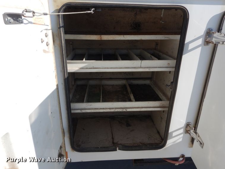 image for item HV9580 2011 Dodge Ram 5500  bucket truck