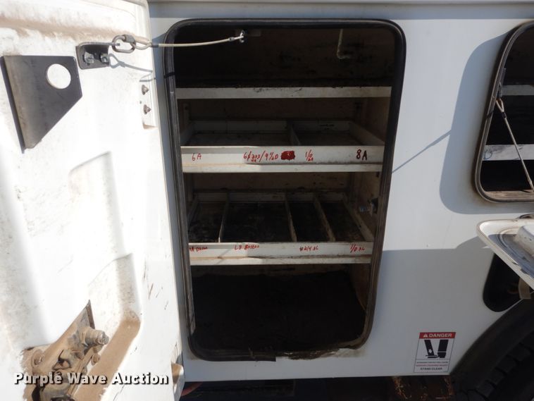 image for item HV9580 2011 Dodge Ram 5500  bucket truck