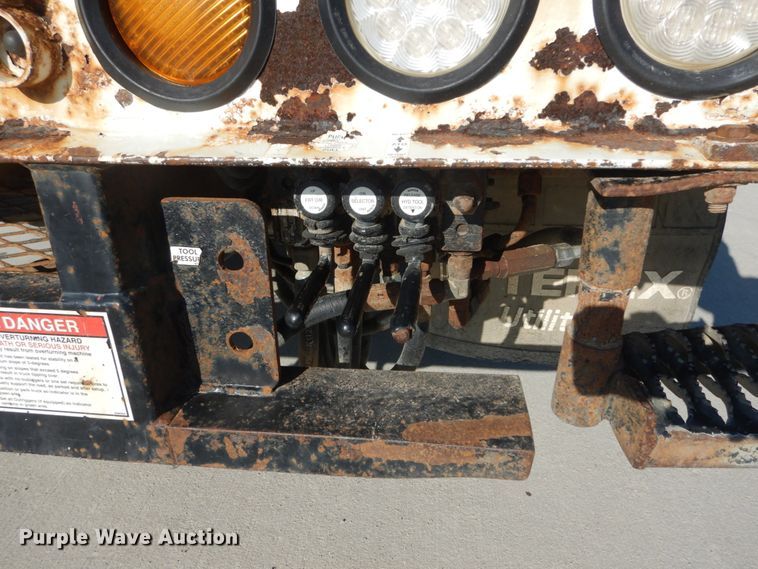 image for item HV9580 2011 Dodge Ram 5500  bucket truck