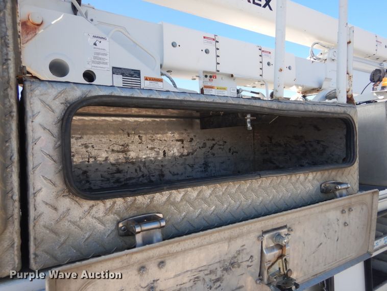 image for item HV9580 2011 Dodge Ram 5500  bucket truck