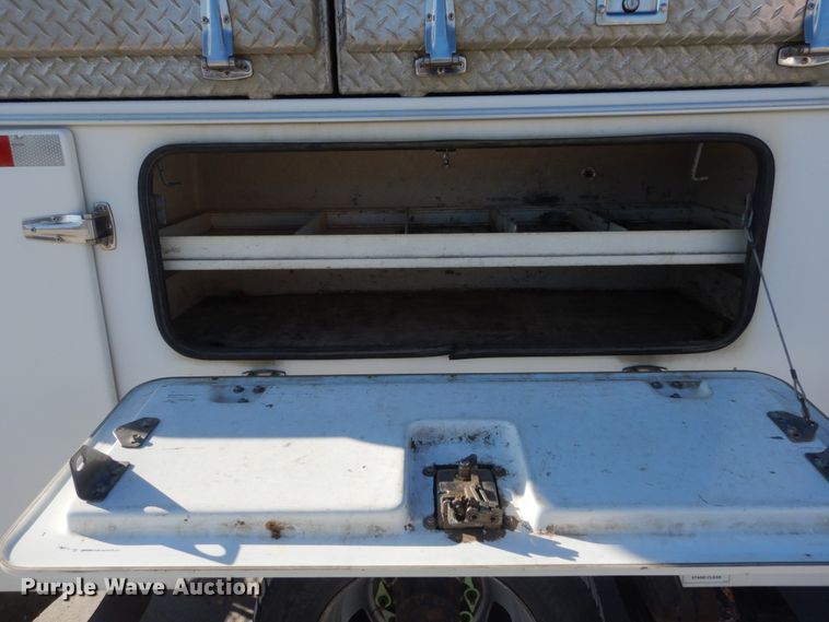 image for item HV9580 2011 Dodge Ram 5500  bucket truck