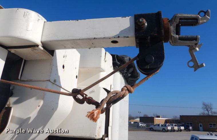 image for item HV9580 2011 Dodge Ram 5500  bucket truck