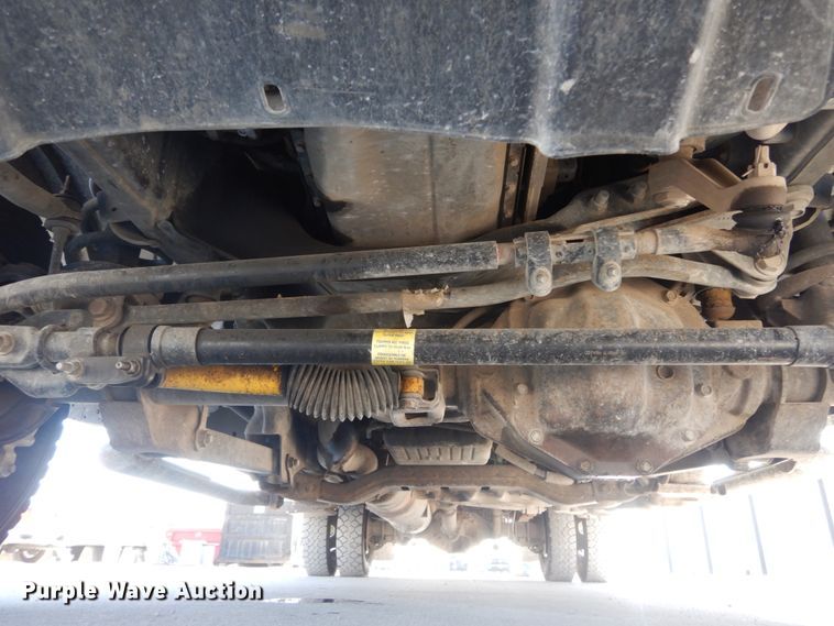 image for item HV9580 2011 Dodge Ram 5500  bucket truck