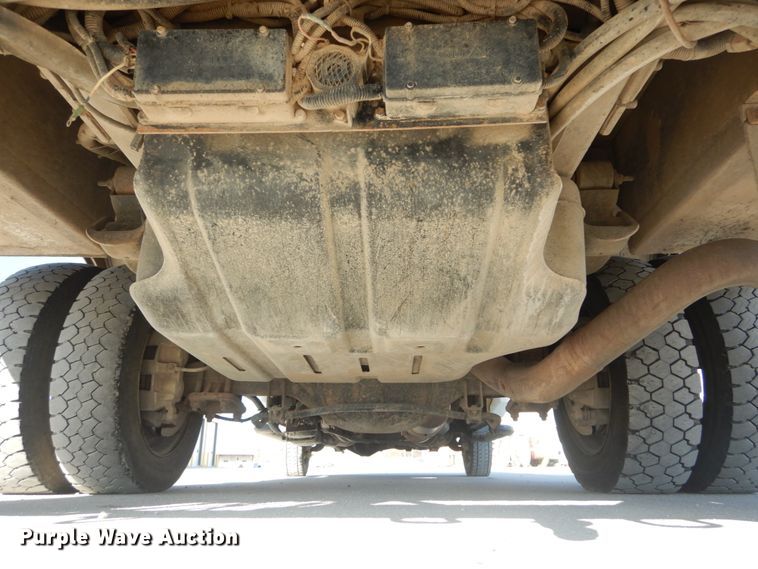 image for item HV9580 2011 Dodge Ram 5500  bucket truck