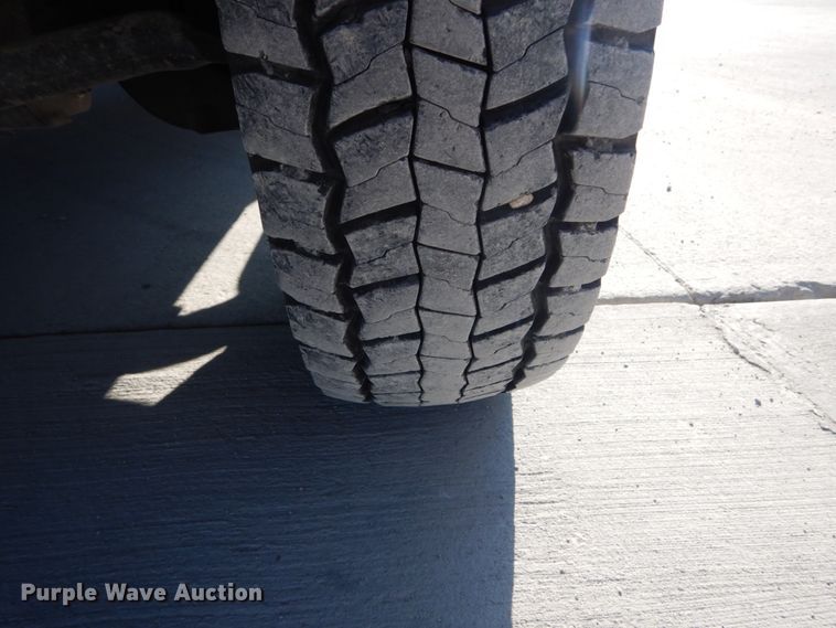 image for item HV9580 2011 Dodge Ram 5500  bucket truck