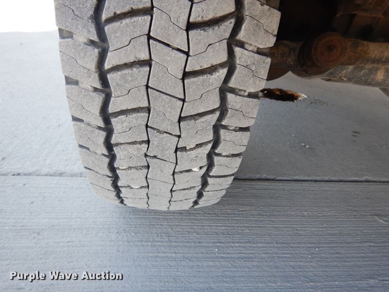 image for item HV9580 2011 Dodge Ram 5500  bucket truck