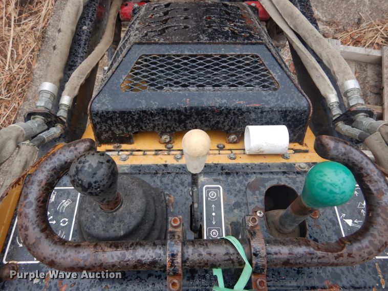 image for item HV9603 2007 Vermeer S600TX  compact utility loader