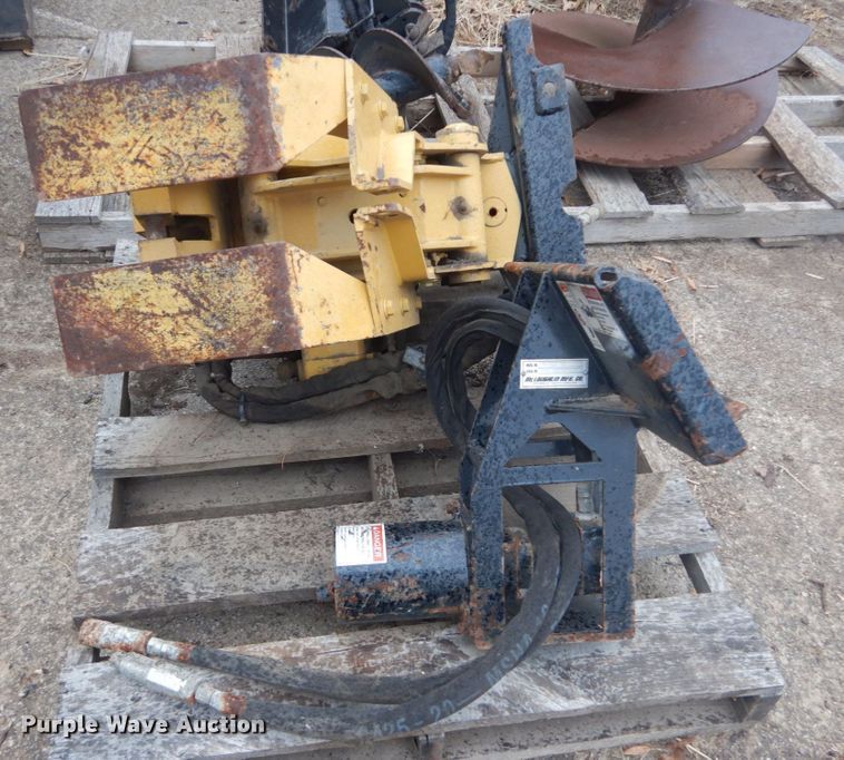 image for item HV9603 2007 Vermeer S600TX  compact utility loader