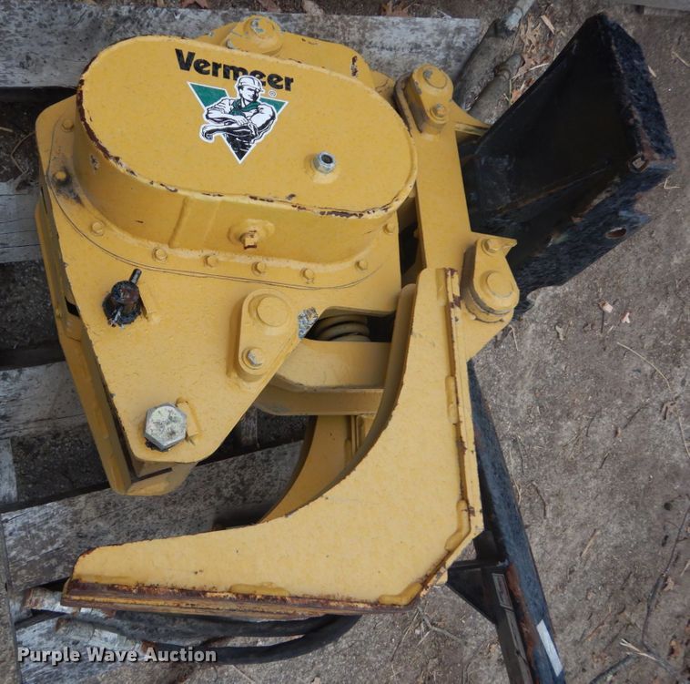 image for item HV9603 2007 Vermeer S600TX  compact utility loader