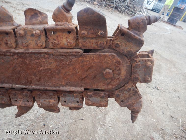 image for item HV9604 2001 Ditch Witch 410 SX  trencher