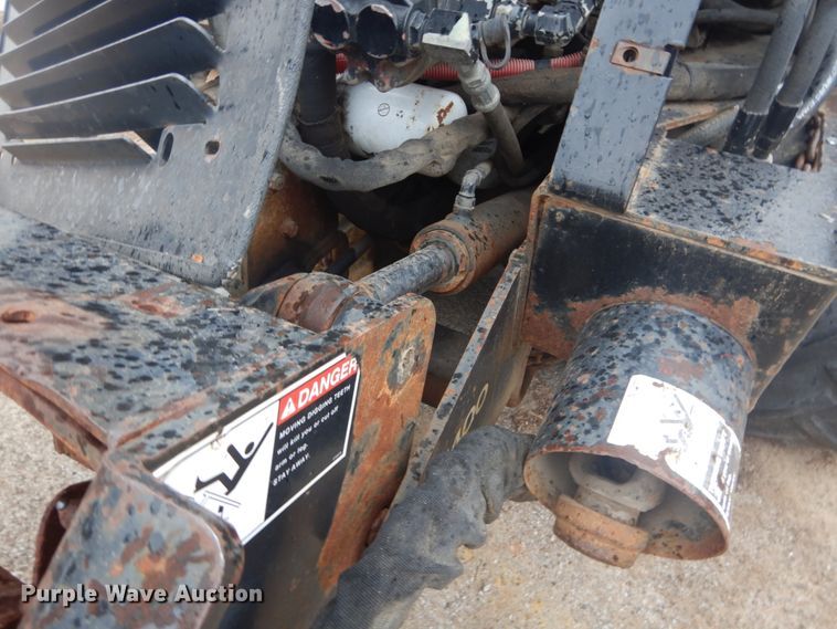 image for item HV9604 2001 Ditch Witch 410 SX  trencher