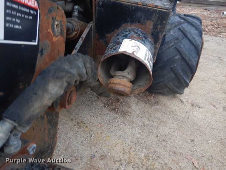 image for item HV9604 2001 Ditch Witch 410 SX  trencher