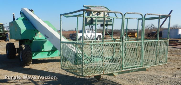 image for item HW9797 1993 JLG 60H  boom lift