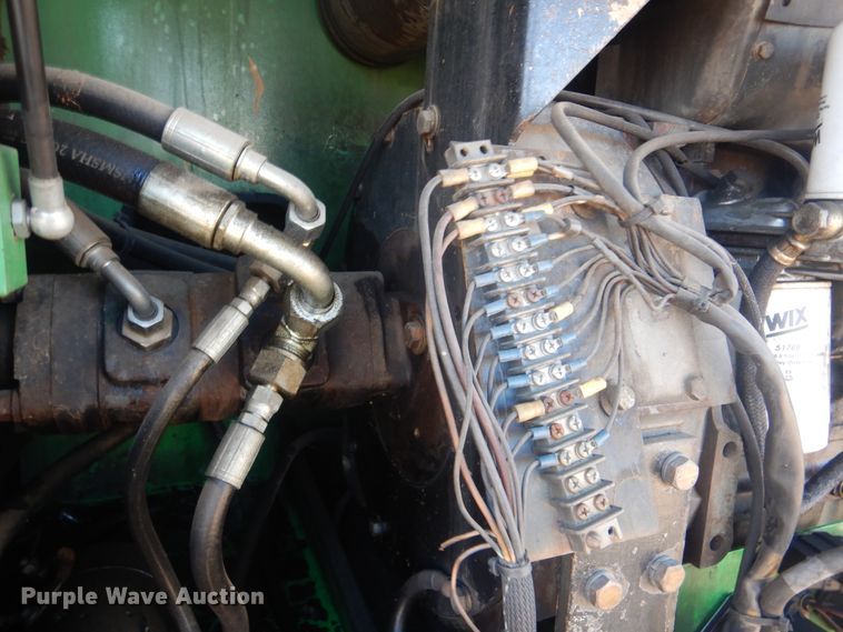 image for item HW9797 1993 JLG 60H  boom lift