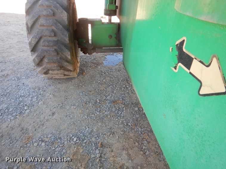 image for item HW9797 1993 JLG 60H  boom lift