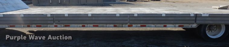 image for item IG9153 1986 Wilson 4860-FT  drop deck equipment trailer