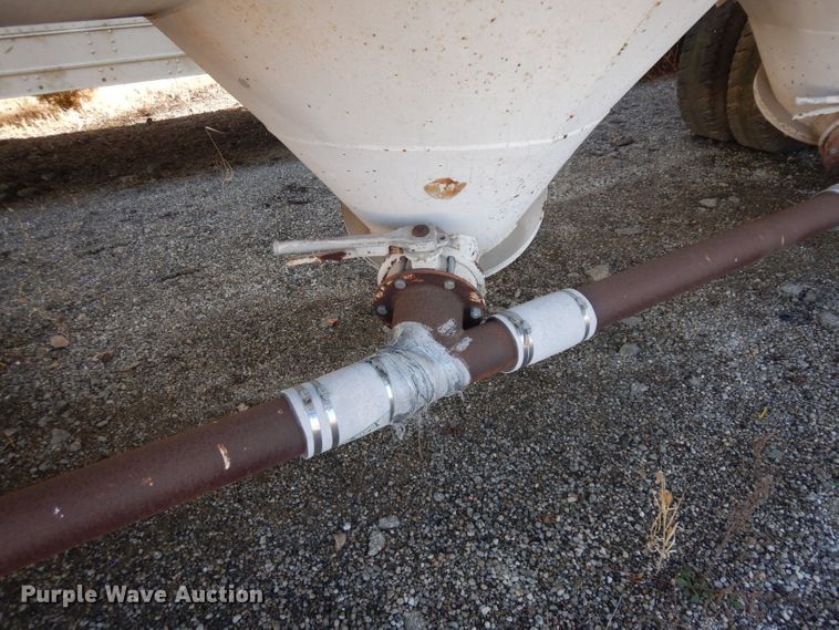 image for item IG9154 1963 Fruehauf  pneumatic dry bulk trailer