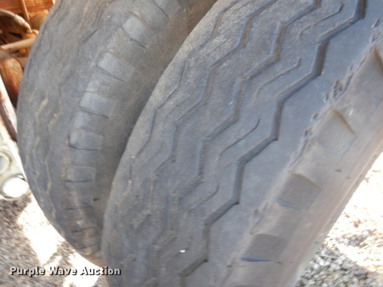 image for item IG9154 1963 Fruehauf  pneumatic dry bulk trailer