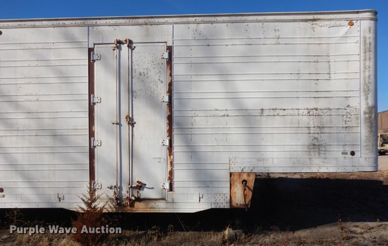 image for item IG9155 1972 Great Dane 742DD-42  dry van trailer