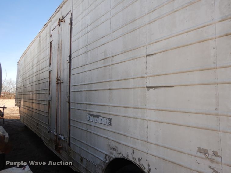 image for item IG9155 1972 Great Dane 742DD-42  dry van trailer