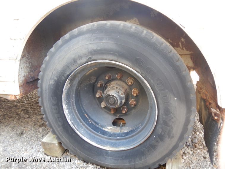 image for item IG9155 1972 Great Dane 742DD-42  dry van trailer