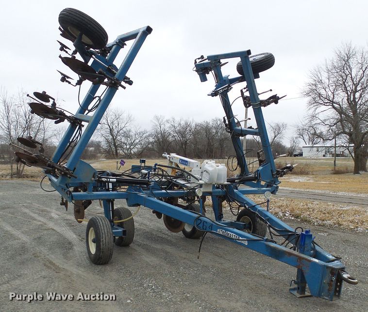 image for item DC2768 2004 Ag Systems Nitromaster 7000  anhydrous ammonia applicator