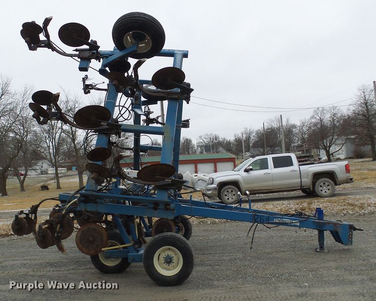 image for item DC2768 2004 Ag Systems Nitromaster 7000  anhydrous ammonia applicator