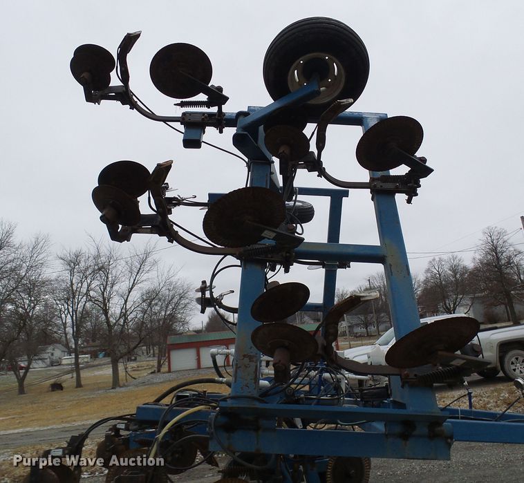 image for item DC2768 2004 Ag Systems Nitromaster 7000  anhydrous ammonia applicator