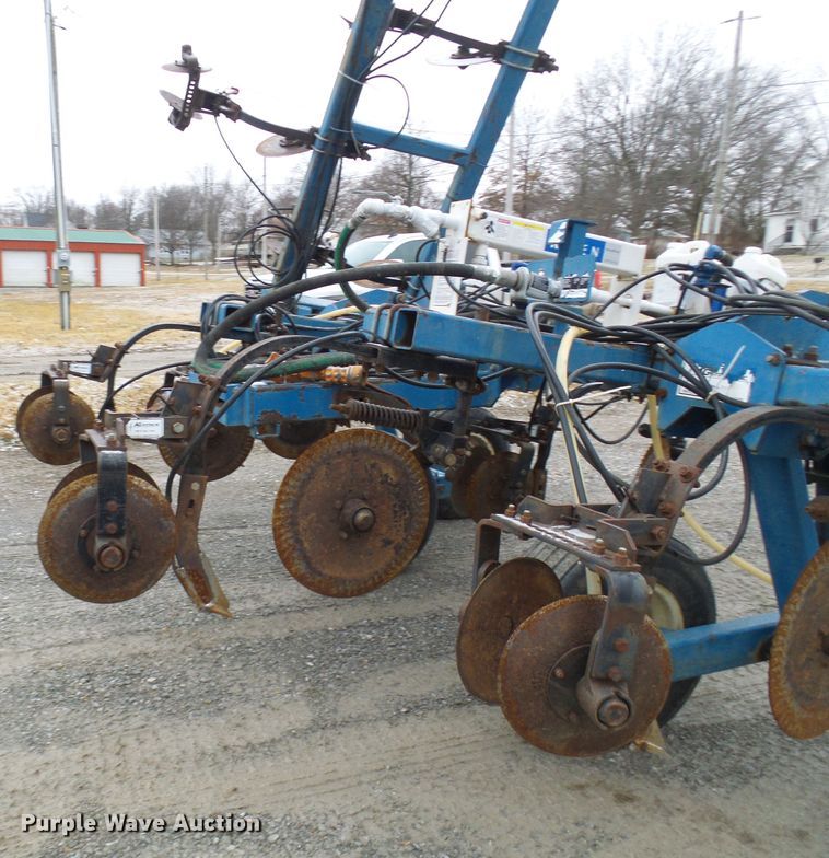 image for item DC2768 2004 Ag Systems Nitromaster 7000  anhydrous ammonia applicator