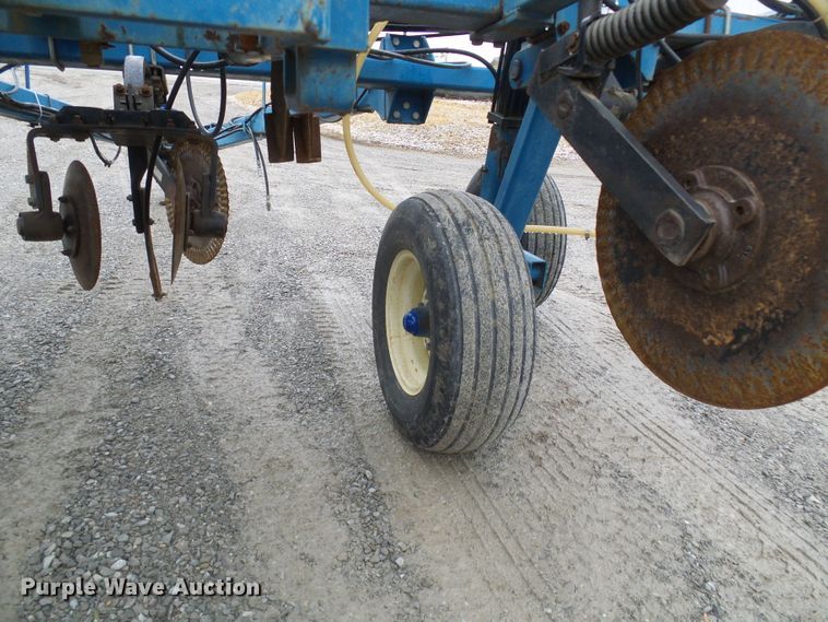 image for item DC2768 2004 Ag Systems Nitromaster 7000  anhydrous ammonia applicator