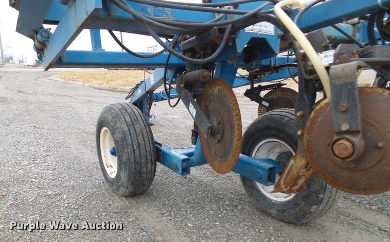 image for item DC2768 2004 Ag Systems Nitromaster 7000  anhydrous ammonia applicator