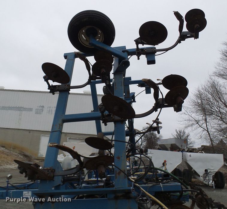 image for item DC2768 2004 Ag Systems Nitromaster 7000  anhydrous ammonia applicator