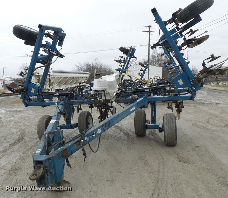 image for item DC2769 2004 Ag Systems Nitromaster 7000  anhydrous ammonia applicator